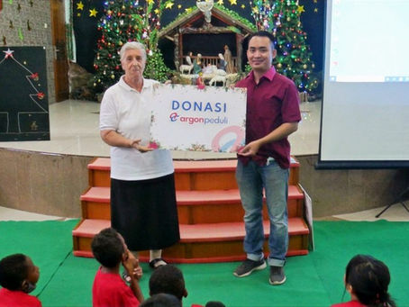 Berbagi Kasih, Argon Peduli Serahkan Donasi ke Panti Asuhan