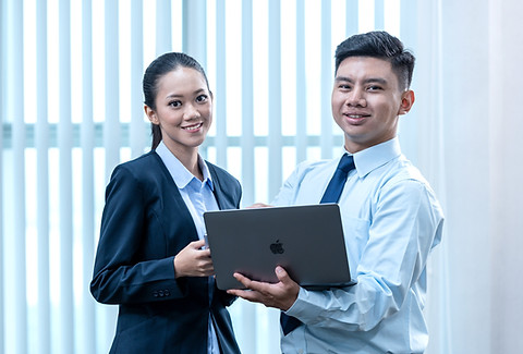 13 Meeting Standing Laptop B_edited.jpg